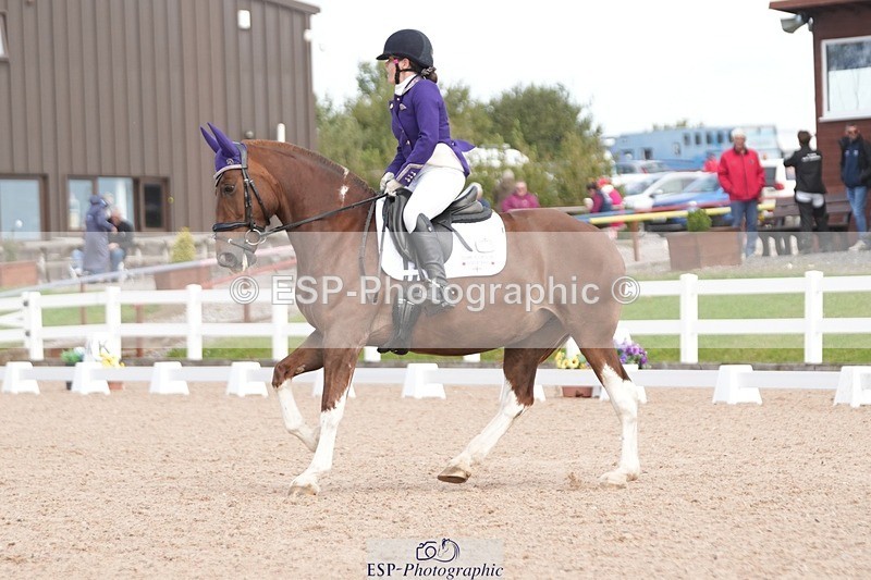 250906-132101-03599 - 017-Natalie.RosewarnePenpont.Fancy.That