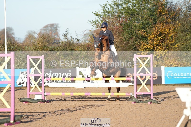 251108-084002-01797 - Cls 9 British Novice and 90cm Open