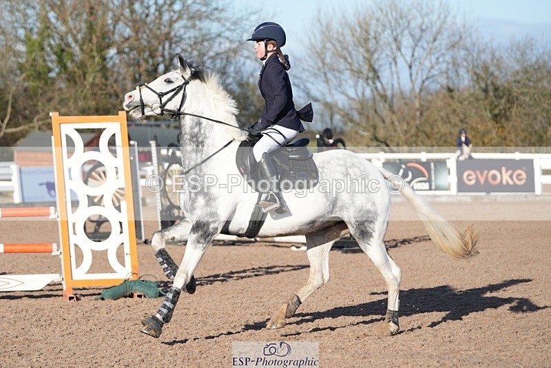 251130-112628-01070 - Cls 5 Pony Discovery & 90cm Open