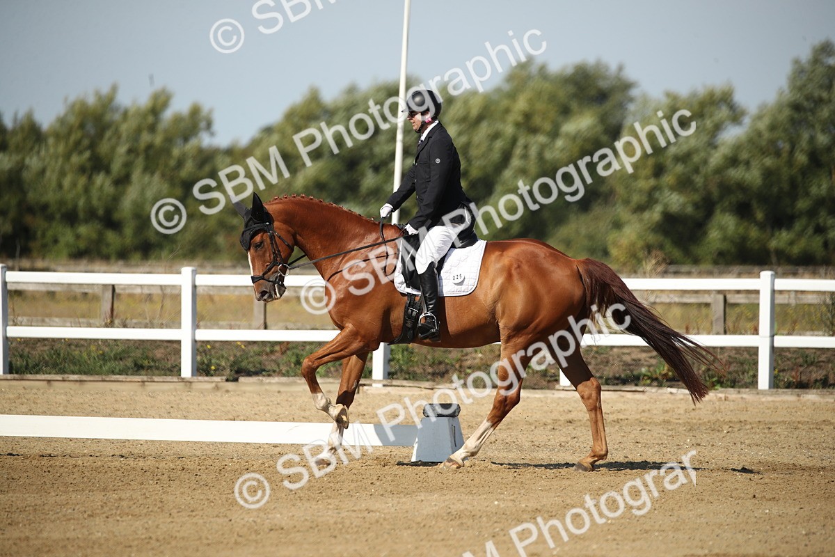 SBM_004092 - Class 11 - Novice 5 - 10.24-11.20