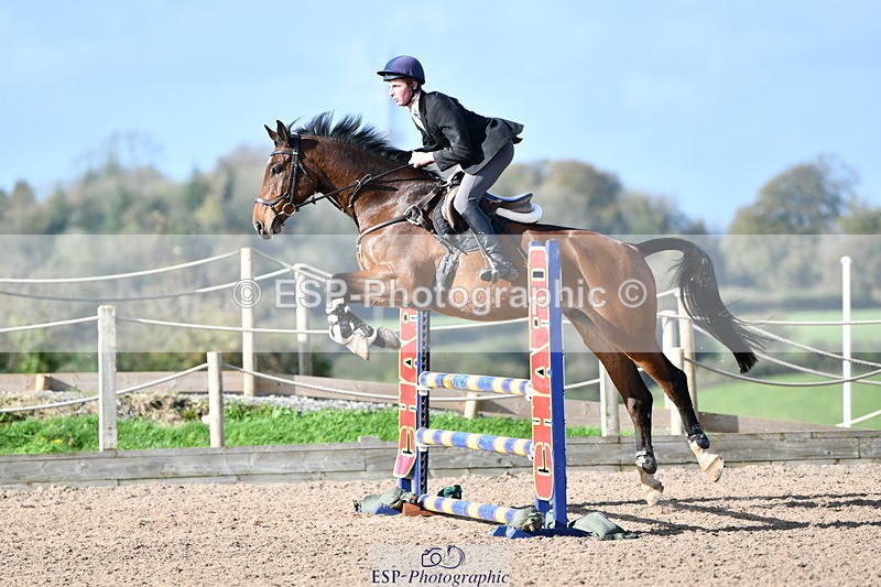 241026A-121756-01212 - SAT Cls 26+27 Club and Schools 90cm