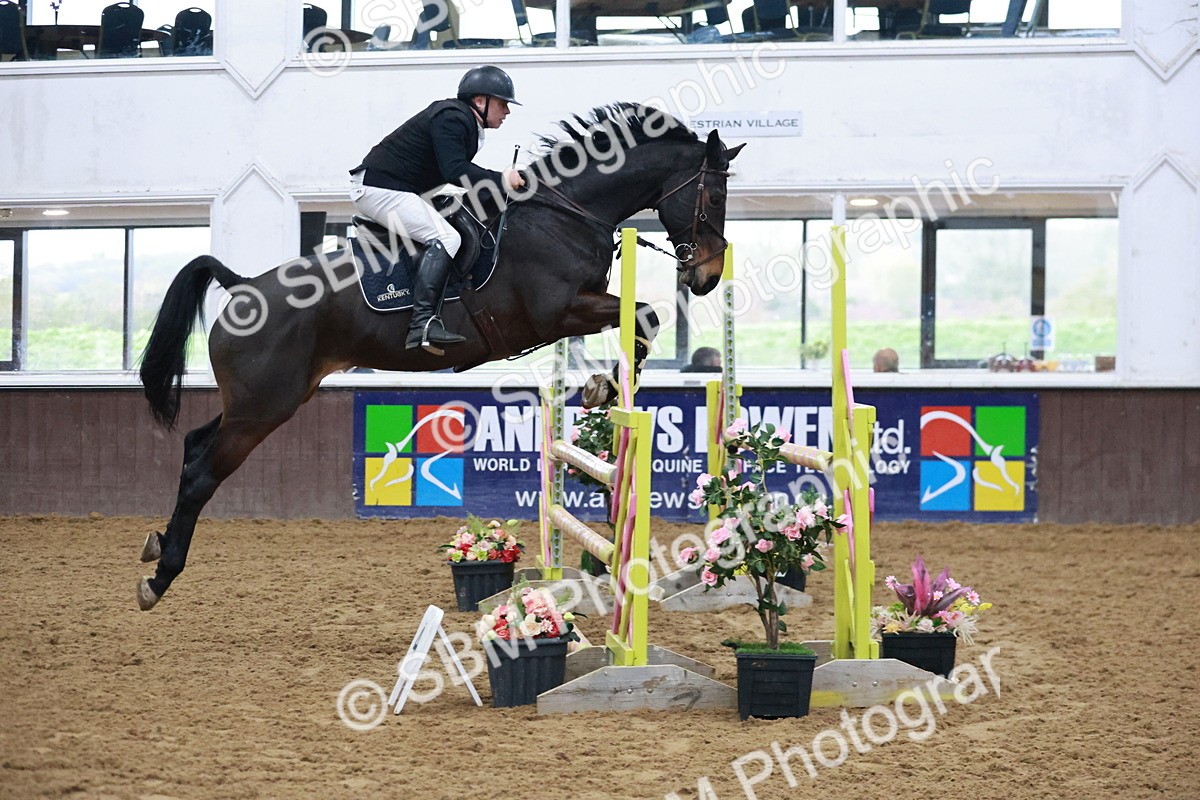 SBM_003967 - Class 16 - Senior Discovery - 1.00m