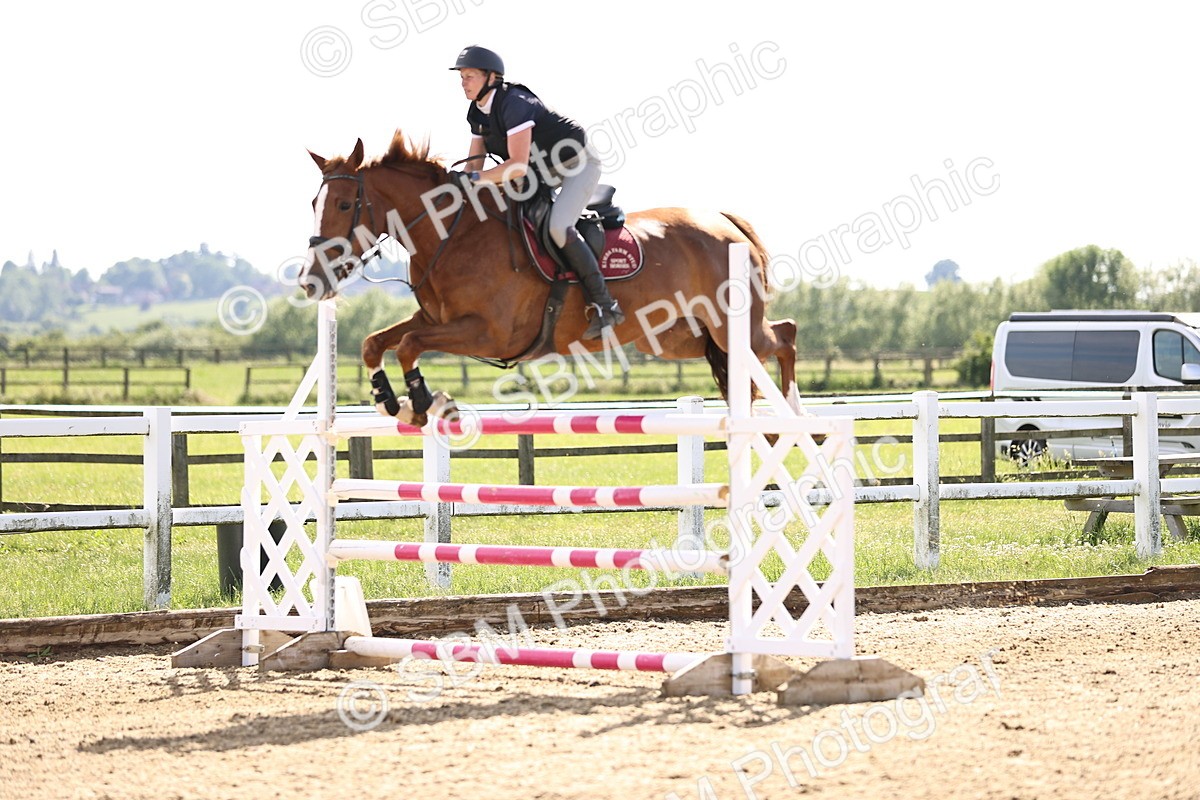 SBM_003077 - Class 5 - Senior Foxhunter - 1.20m
