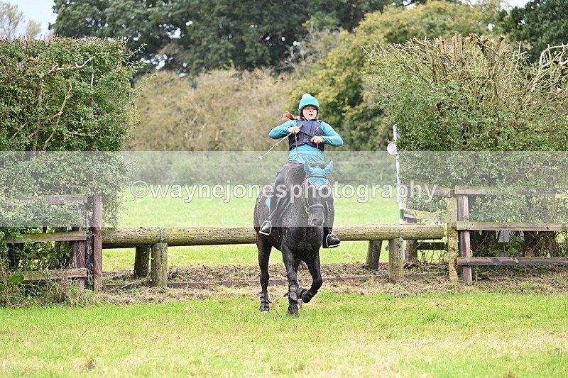 WJ7_1551 - Time at Photographer 12:35 to 13:04