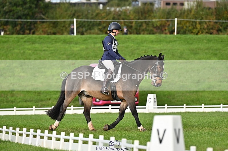 251024A-101953-08284 - G-555-Molly.Swain