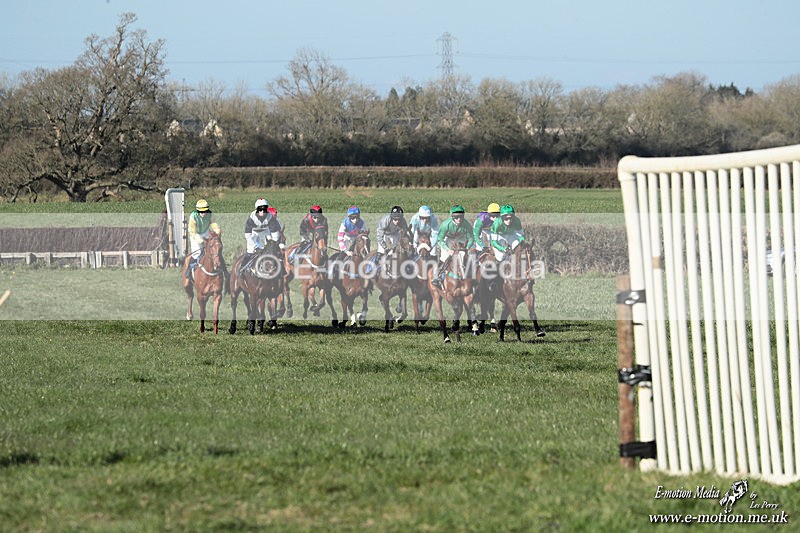 PtP 210326 670 - VWH Cirencester Races 21/03/26