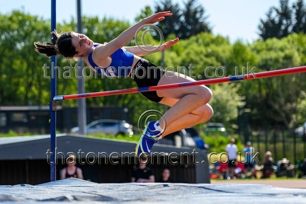 West25Sat-910699 - Field Female