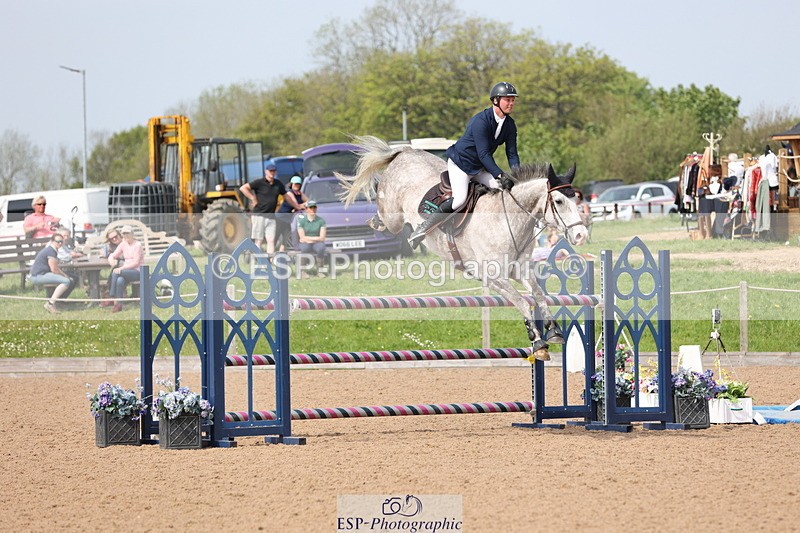 240511A-151954-14630 - Cls 36 National 1.30m Open