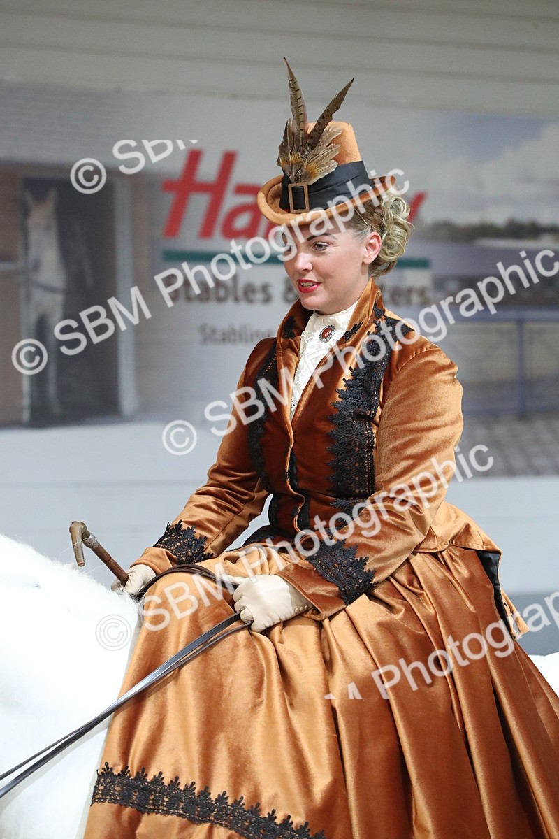SBM_11597 - Class 105 Ridden Costume- Side Saddle