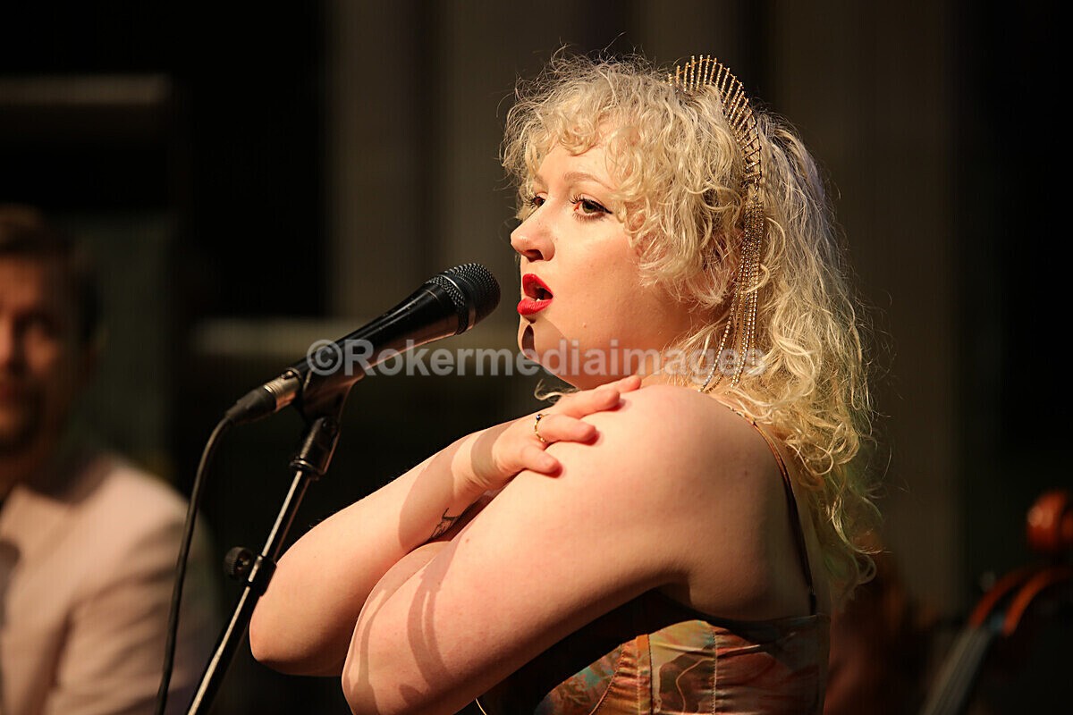 FOLK N BLUES-541 - FOLK and BLUES SEPT 2022