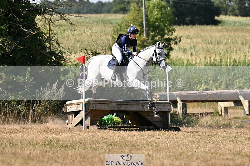 250824A-145926-38649 - 2128-Emily.Jones-Chesham.Rose