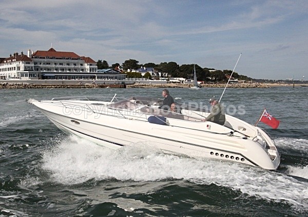 090523 CULTURE VULTURE IMG_1232 - Motorboats - Open