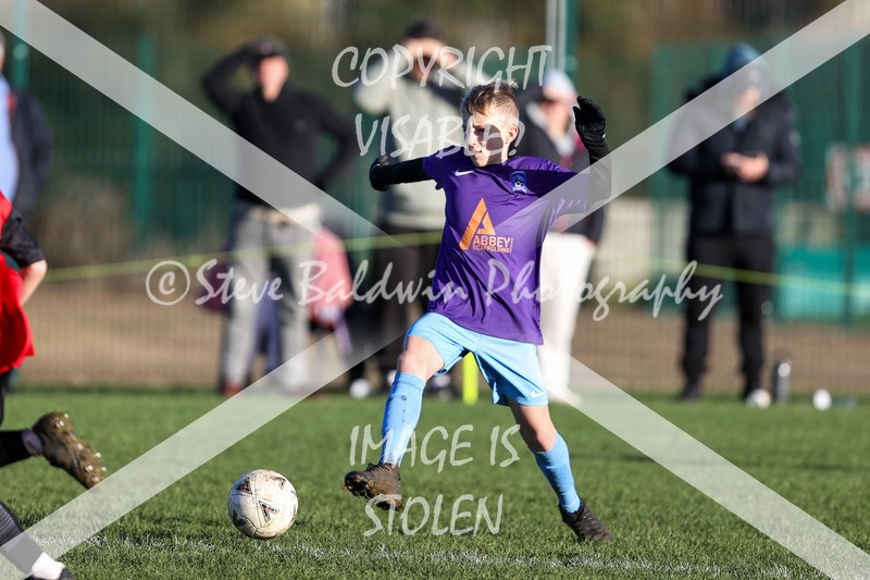 1DX31936 - 2025-11-23 FC Abbey Meads U13 Purple V Highworth Town Junior FC U13 T
