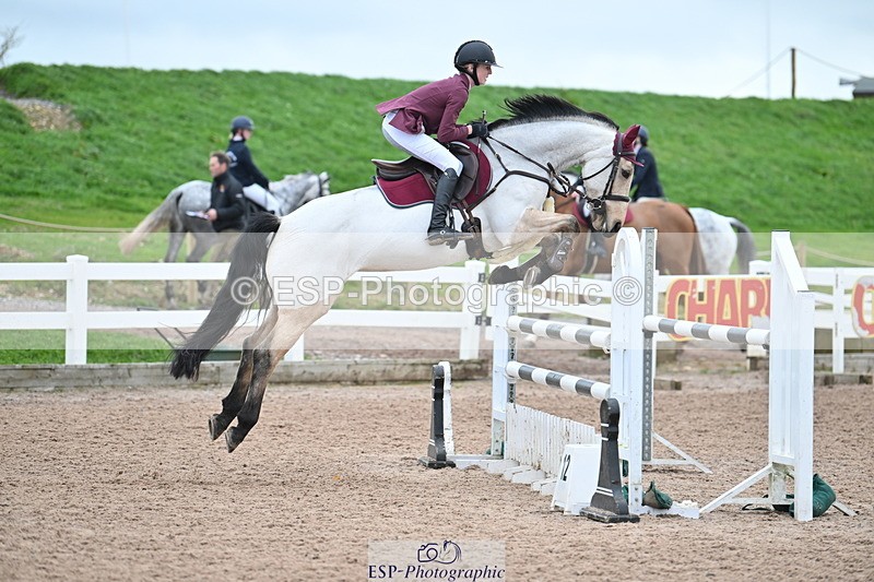 231119A-113358-05440 - Sun Cls 5 Newcomers & 1m Open