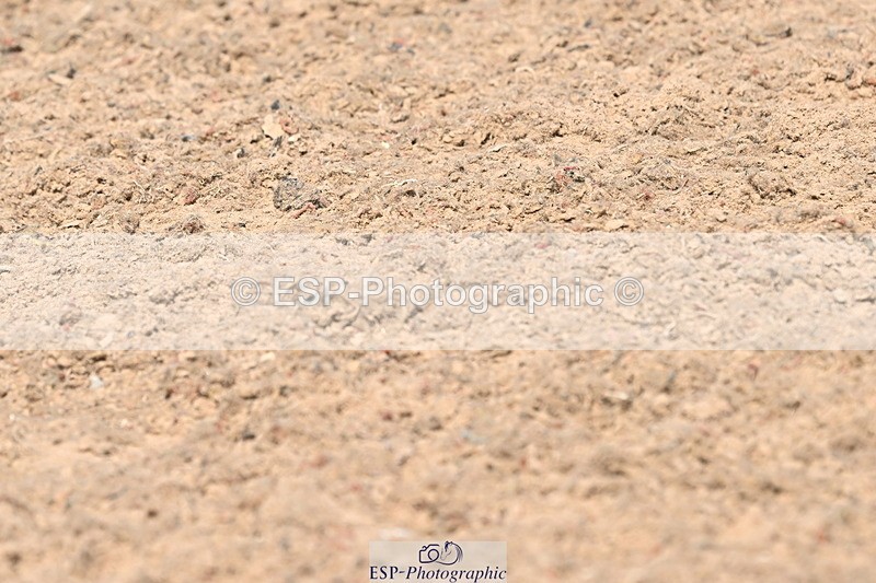 240509A-112107-01128 - Cls 9 Snr 1.20m Open