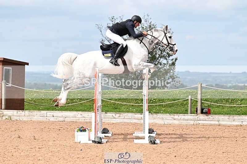260507-103800-01569 - Cls 1 Snr Foxhunter