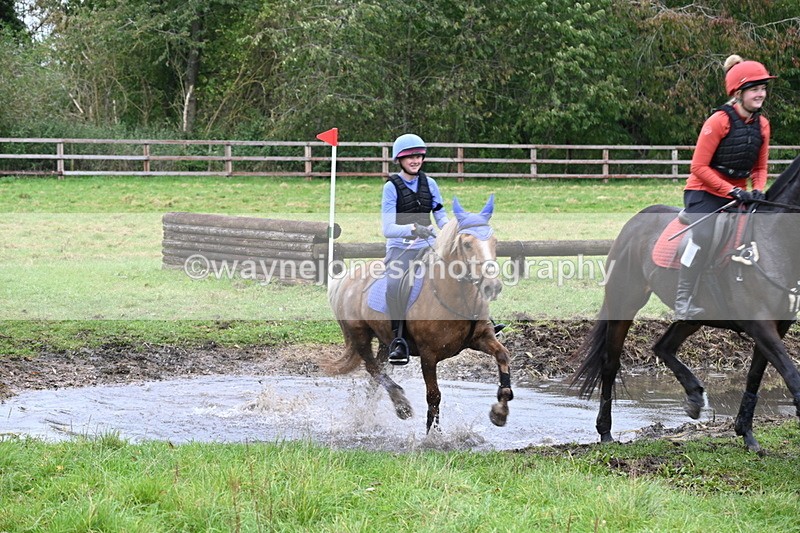 WJ6_6733 - Time at Photographer 13:06 to 13:23