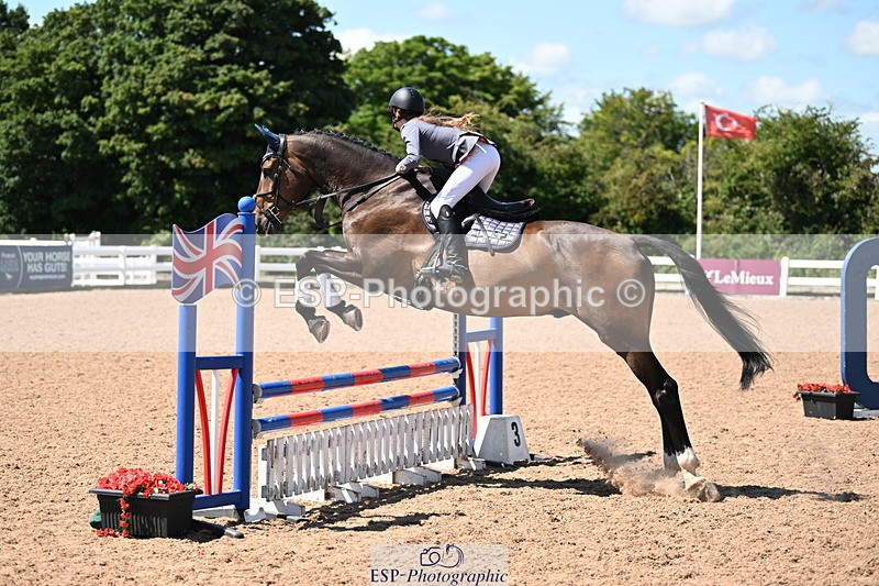 240728A-121641-08482 - Cls 32 85cm Amateur Qualifier