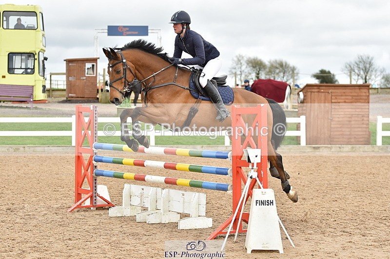 240403A-131452-00556 - Cls 3 Snr 1.05m