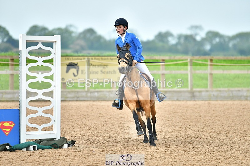 230513A-095344-00190 - Cls 12 Cats & Pipes Champ Quali