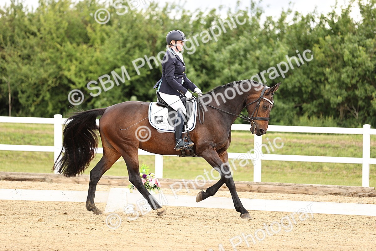 SBM_002008 - Class 2 - Novice 4 - 10.36-11.39