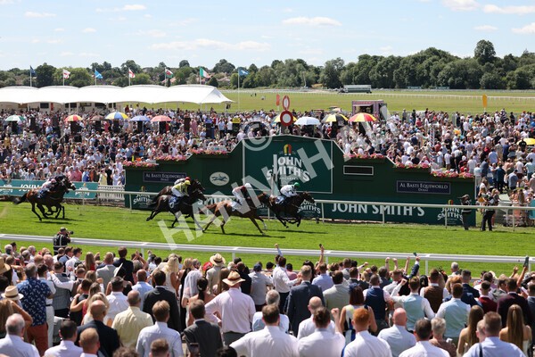 yr09072022r1-35 - Race 1 1.45pm John Smith's Racing Stakes