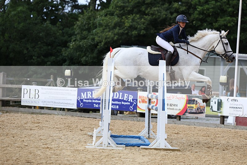 3E7A1761 - Class 13: Senior Newcomers/1.10m open