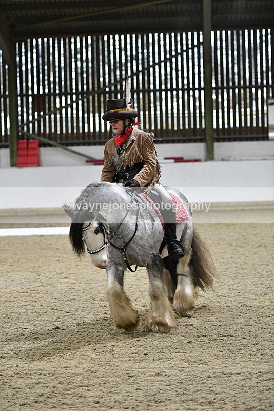 WJ5_9470 - Time 13:04 to 13:41 Fancy Dress DTM