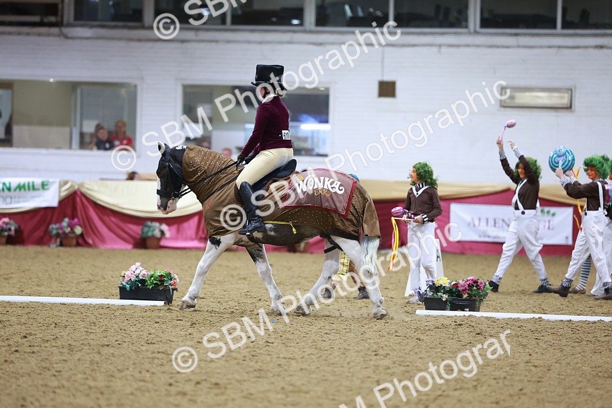 SBM_10447 - Class 62 - Strictly Fancy Dress-Age