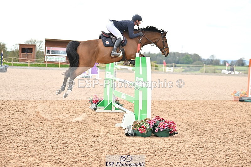 240418A-153446-04758 - Cls 9, 2 Star Big Tour 1.40m