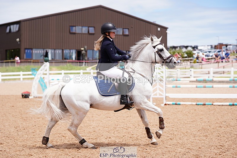 240629A-125640-05510 - Cls 18 Newcomers and 1m Open