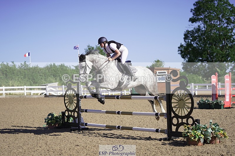 230624A-175252-02858 - Cls 33 1.05m Amateur Quali