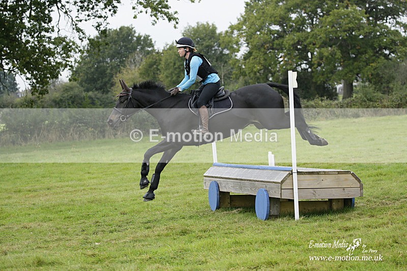  WWHT 171021 1081 - Open Novice (0.80m)  17/10/21