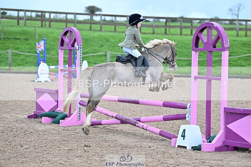 231029A-102508-02727 - 70cm Club and Schools