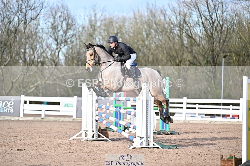 260204A-135759-00413 - Cls 5 Foxhunter and 1.20m