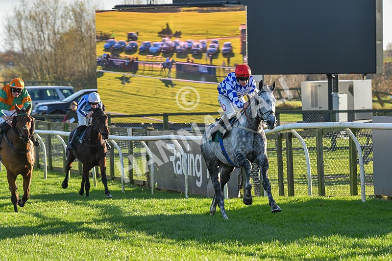 241123-Race 3-Coniston Clouds-7335 - Race 3