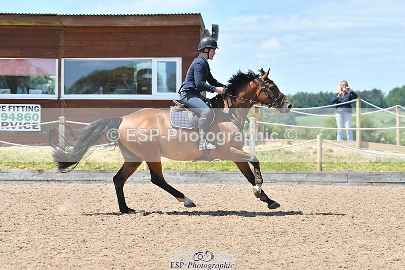 240609A-123129-05207 - Cls 18 Snr Newcomers and 1.10m Open