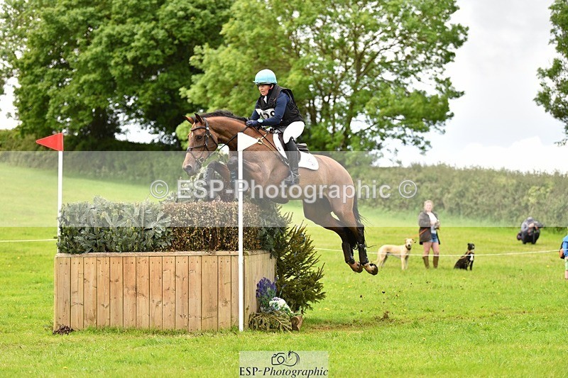 240526-115108-21008 - 428-COOLEY_SNAPCHAT-Selina_Milnes