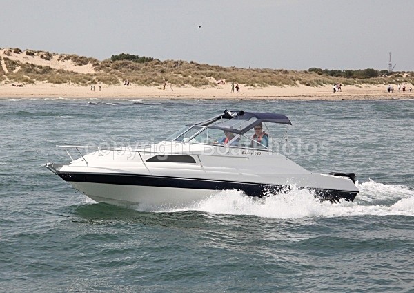 090524 CUDDY 640 IMG_1626 - Motorboats - Open