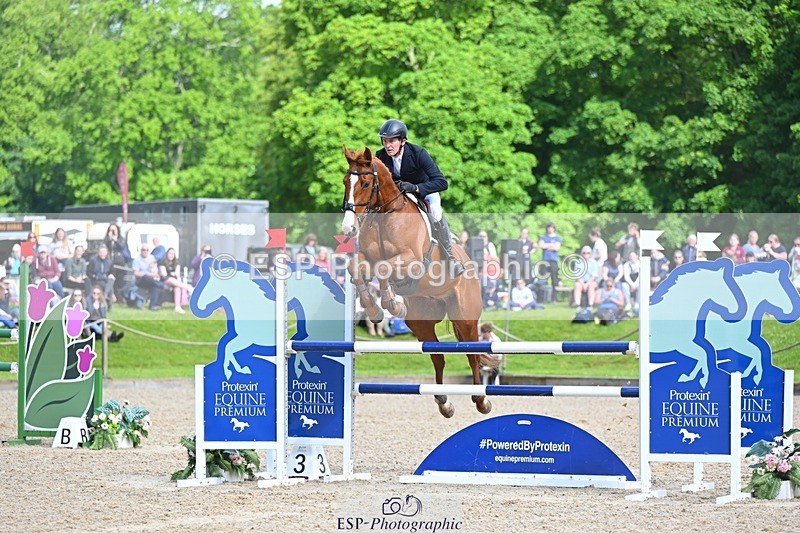 240526-094149-19676 - 357-OUGHTERARD_QUALITY-John_Westmore