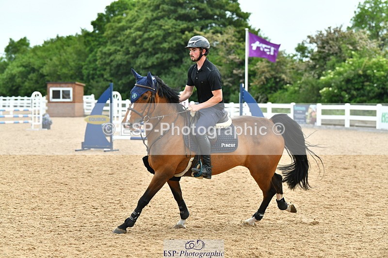 230609A-181514-02142 - Jolly Jumps Ride and Run