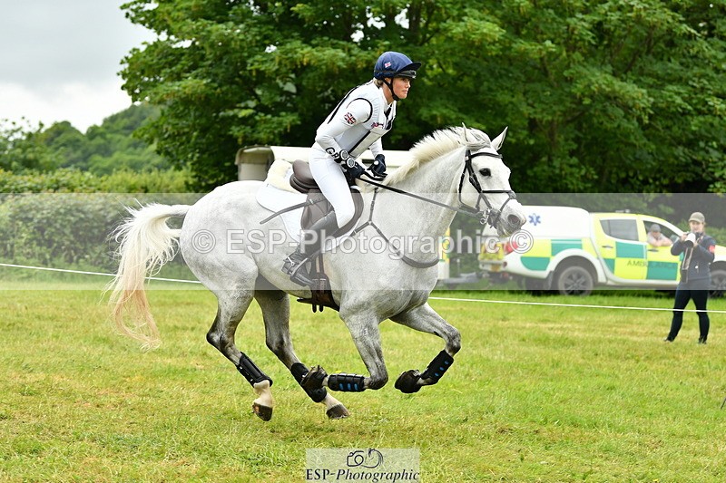 250524A-101220-08659 - A-051-Jemima.Howden-VAN.KAUNITZ