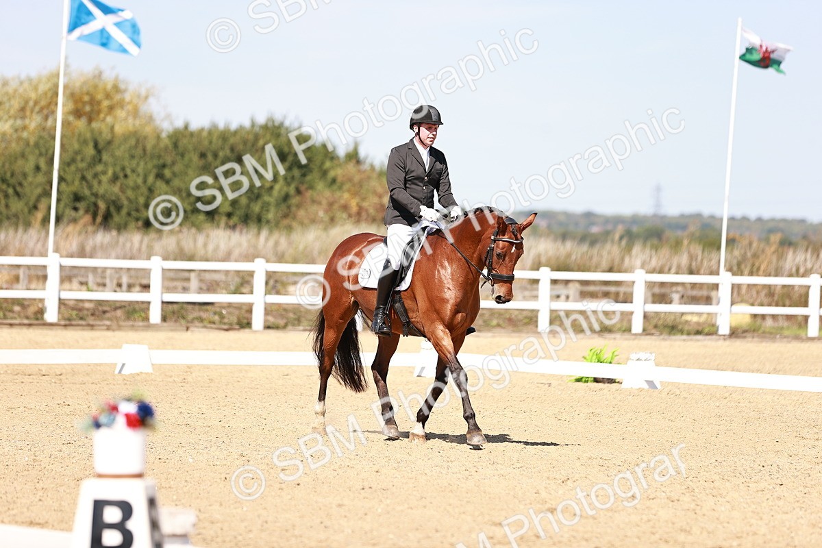 SBM_004913 - Class 12 - Novice 5 - 12.02-12.44