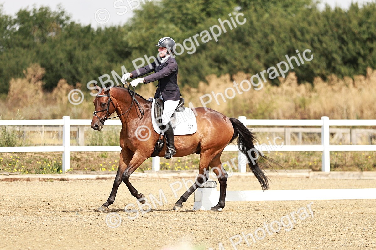 SBM_002543 - Class 6 - Novice 6 Silver - 10.17-11.20