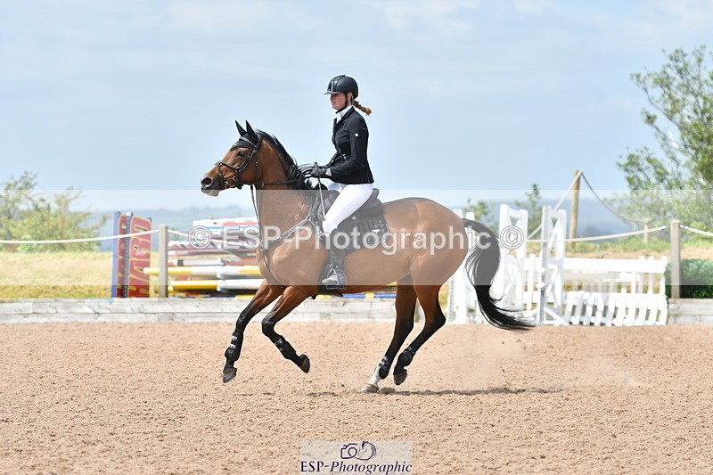 240609A-113906-04663 - Cls 17 Snr 1.05m Open