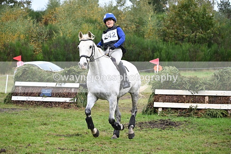 WJ6_4148 - 90cm Cam 1 Time 14:05 to 14:35