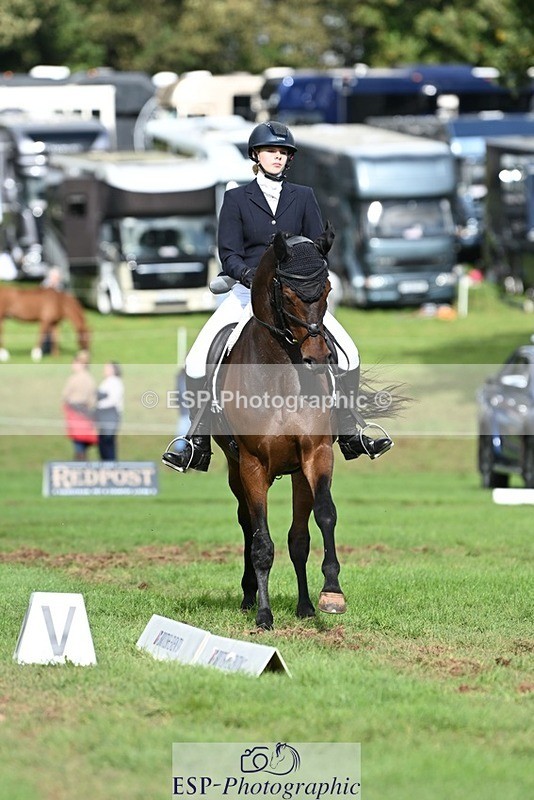 231020-142543-10643 - 497-ECCLESBOURNE.SHARK.BAY-Alice.Winter-DR