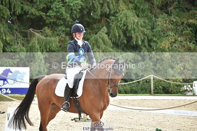 230812-160912-05422 - Novice Bronze Presentations