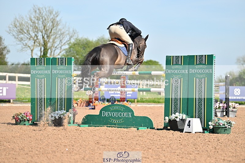 240510A-165717-09337 - Cls 24 National 1.40m Open