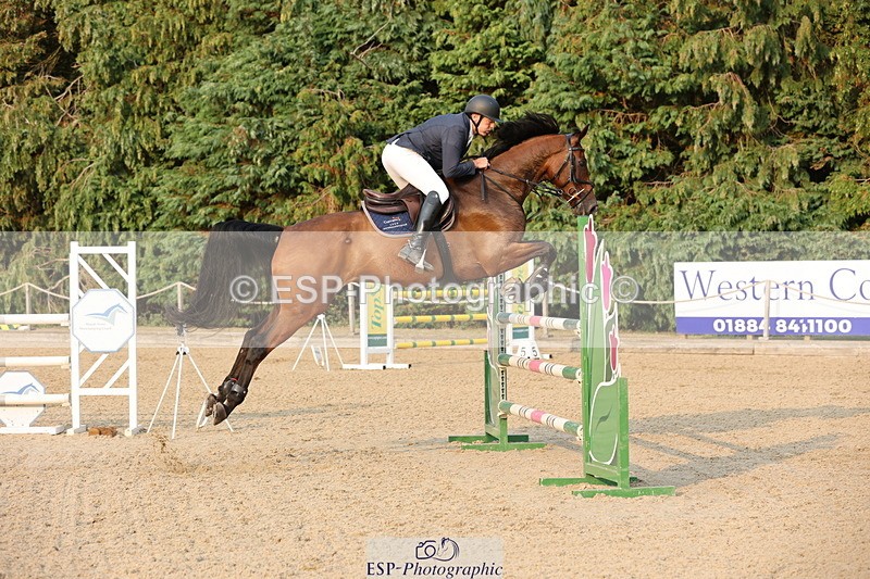 250816A-181327-03317 - Cls 11 Snr Foxhunter